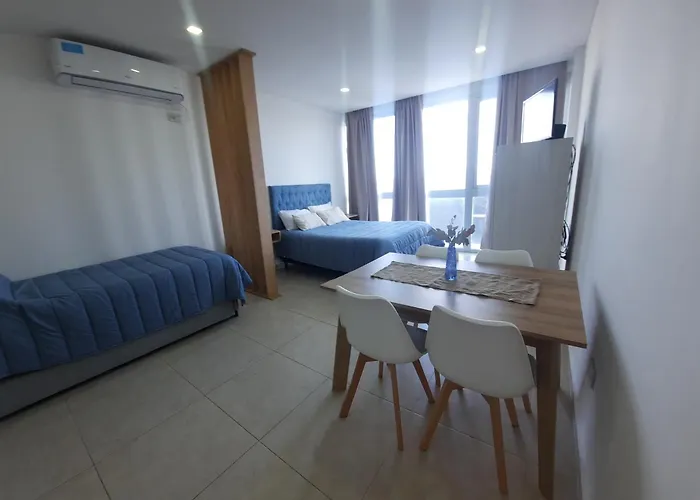 M O R A Home & Office