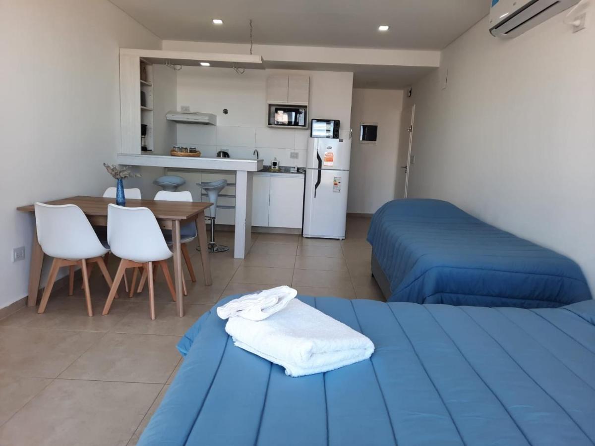 M O R A & Office Apartment *
