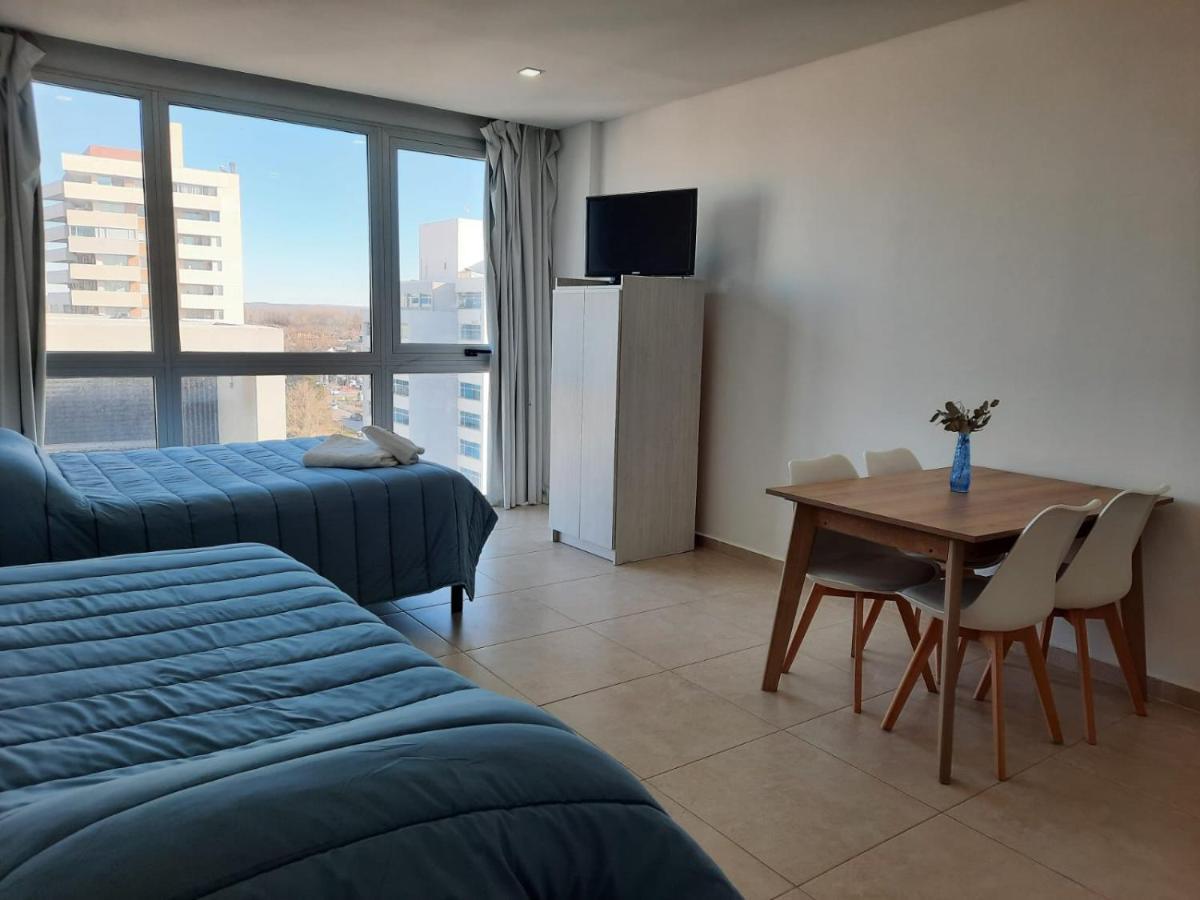 M O R A & Office Apartment